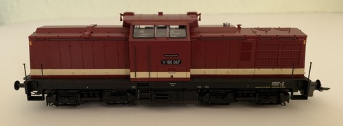 Brawa diesellok v 100 - h0,