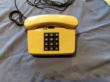 altes Tastentelefon Post beige