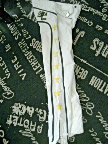 698 women 2 white - $698,