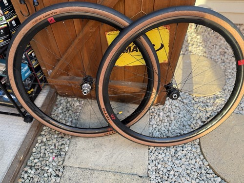 Fulcrum rapid red 300 gravel - red,