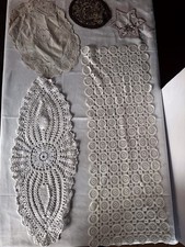 3 Deckchen gehäkelt/geklöppelt, Zierdeckchen,