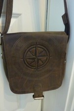 Bull & Hunt Ledertasche mit Windrosenmotiv im Top Zustand