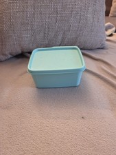 Tupperware Dose