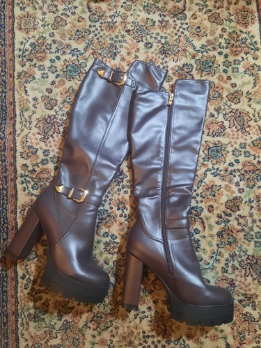 Schicke high heels plateau - high,