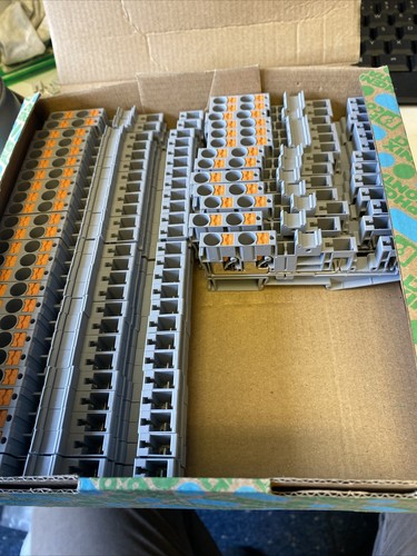 38x phoenix contact - contact, pt