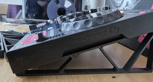 Erhöhte djständer für - djstÄnder,