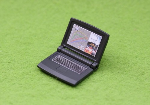 008 laptop computer - #008, 1:18