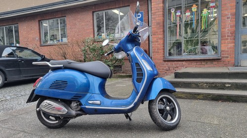 Piaggio roller vespa gts 300 - piaggio,