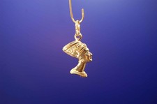 Anhänger „Nofretete“ aus