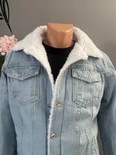 Jeansjacke gefüttert mit