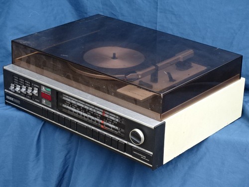Universum electronic stereo - stereo,