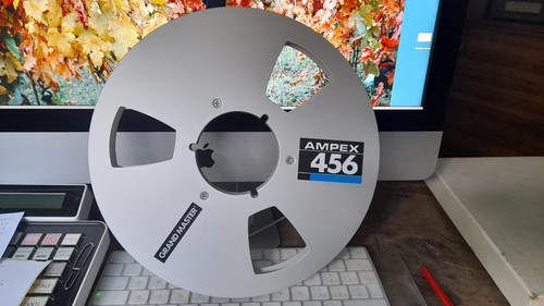 Reel tape - reel, ampex