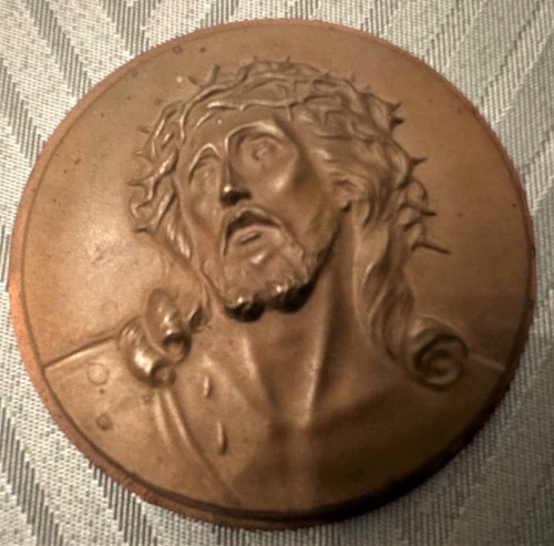 Dünnes altes medaillon - dünnes,