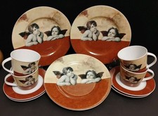 Vier Porzellan Kaffee Gedecke