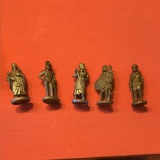 Ü-Ei Konvolut Metallfiguren