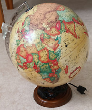 1/2 - BELEUCHTETE WELTKUGEL/ GLOBUS MIT LUPE