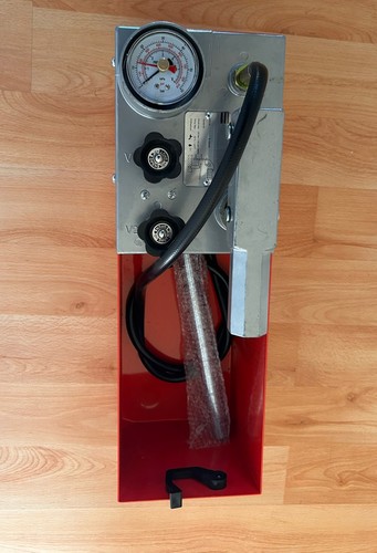 Druckprüfpumpe 12l 60bar - druckprüfpumpe,