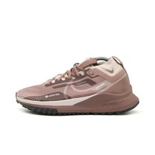 Nike Damen Pegasus Trail 4