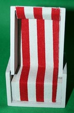 Dekoration Strandkorb rot / weiß 12,2 cm h 4,6 cm t  7 cm br Holz/Stoff Strand