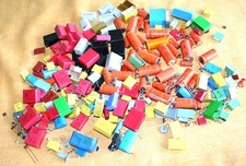 Sortiment Kondensatoren / Elkos Gebraucht/Ungeprüft