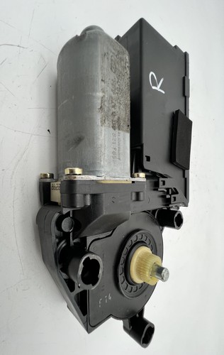 Fensterhebermotor rechts vorne
