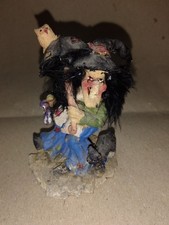 Hexenfigur Handbemalt –