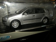 1:18 Welly VW Golf V 5-doors
