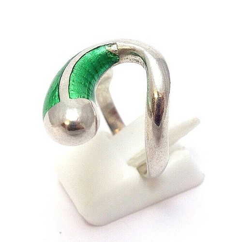 371 markanter modernist ring - 371.,