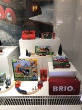 Original BRIO Logo aus Holz