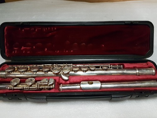 Yamaha 211 flute - s,