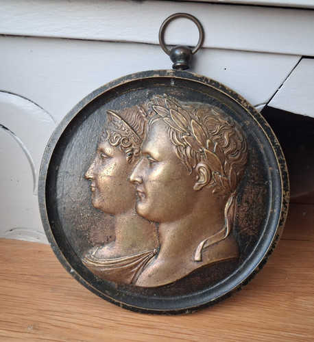 Medaillon bronze patiniert - bronze,