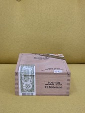 Leere Zigarrenkiste aus Holz -