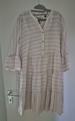 Rüschenkleid