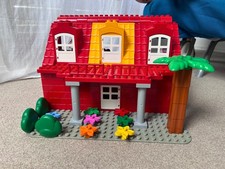 Lego Duplo Haus / Villa Familie Kind Baby Betten Toilette....