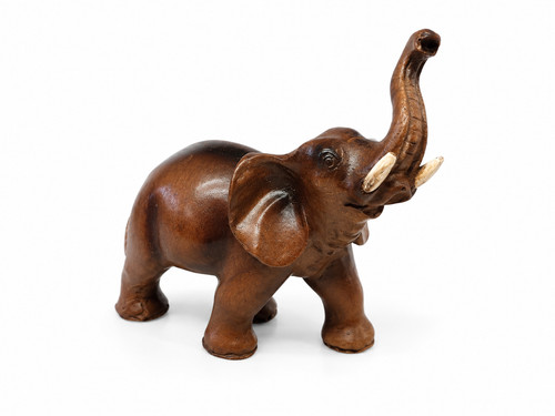 Handgeschnitzter elefant aus - handgeschnitzter,