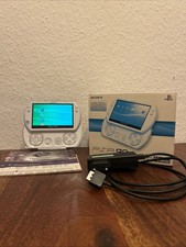 Sony PlayStation PSP Go! Konsole (N1004) - Pearl White OVP