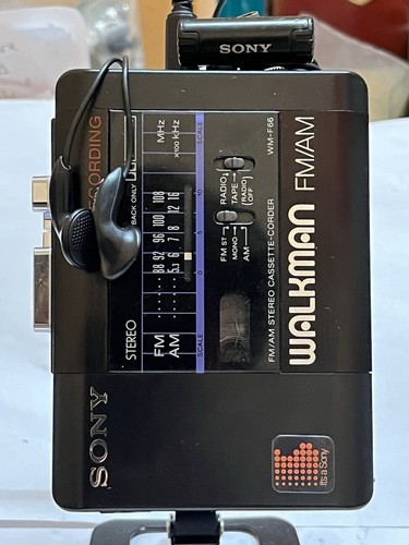 Sony walkman f66 radio - 🟡sony,