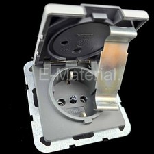 Gira 0454203 Steckdose mit