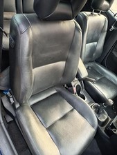 Mitsubishi Carisma original Sitzausstattung Leder komplett mit Sitzheizung vorn