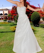 Brautkleid Nr. 28  aus Taft in