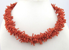 Korallen Kette, dreireihig, 46