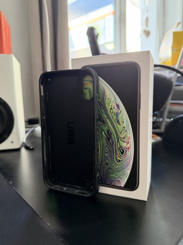 Iphone space grey - 64,