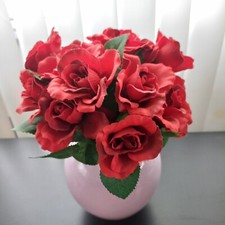 hübscher Blumenstrauß  Seidenblumen   rote Rosen  25 cm hoch - 20 cm Durchmesser