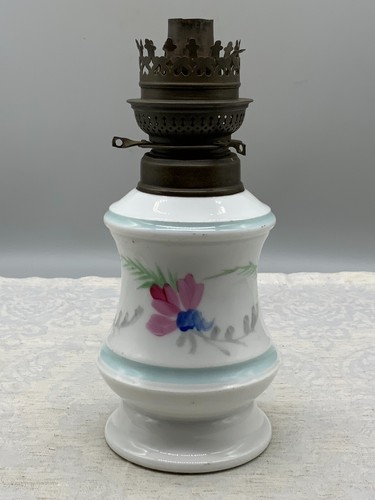 Antike petroleumlampe - antike,