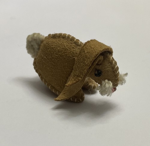 Alter kleiner miniatur hase - alter,