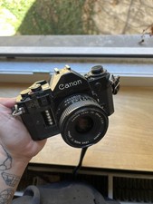 Canon A-1 mit Canon Lens FD 50mm 1:1.8 Mit Objektiv Canon Lens FD 28 mm 28mm 1:2