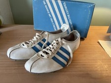 Vintage Adidas Comet Spikes