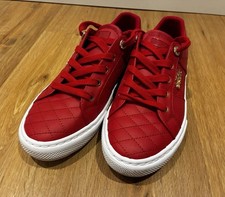 Hübsche GUESS  Sneaker in