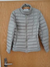 Closed Daunen Jacke  Gr M Übergangszeit Silbergrau Top 