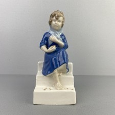 Süße Porzellanfigur v